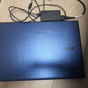 Acer Aspire i5 7세대입니다.