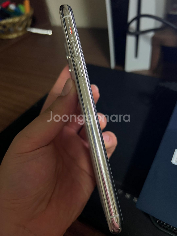 아이폰11 프로맥스 512GB 화이트 팝니다 S급--5