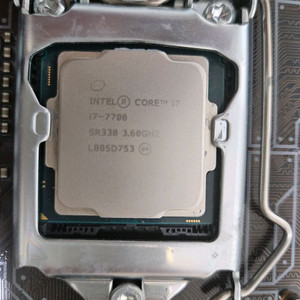 (i7-7700 + B250M PRO) Cpu/메인보드