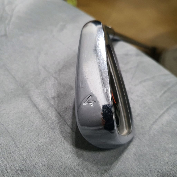 미즈노 4번 아이언 INTAGE 포지드(경량스틸 R)--1