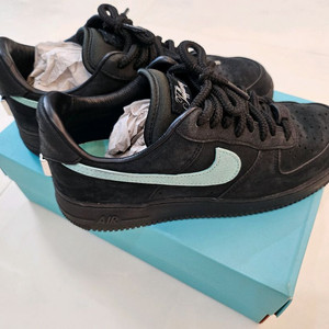 나이키 티파니앤코 에어포스1로우 270