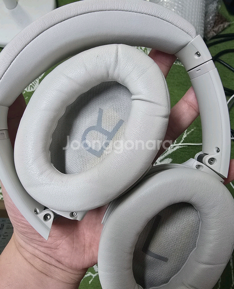 bose qc45 화이트팝니다--2