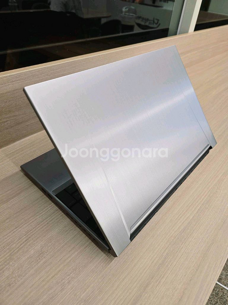 15인치 고사양 게이밍 노트북 팝니다(16GB,2TB)--2