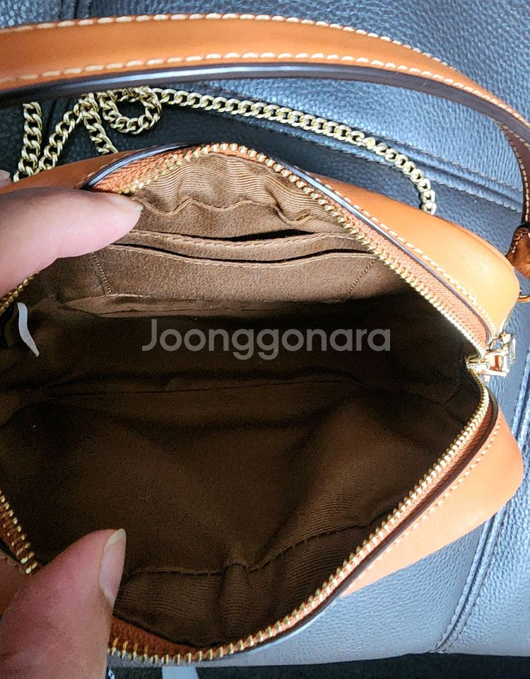 코치 시그니처 체인 미니 크로스백-정품--2