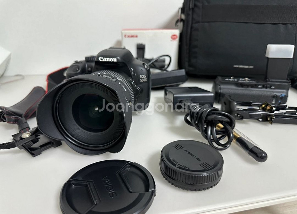 캐논 EOS 550D 카메라와 시그마 10-20mm 렌--1