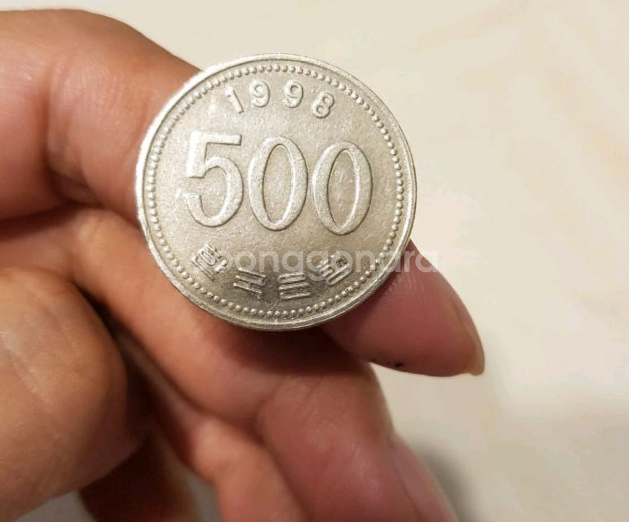 동전수집 1998년 500원 1981년 100원 구입합--7