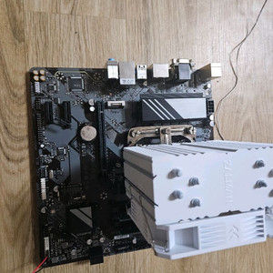 13400f b760 ddr5 16*2