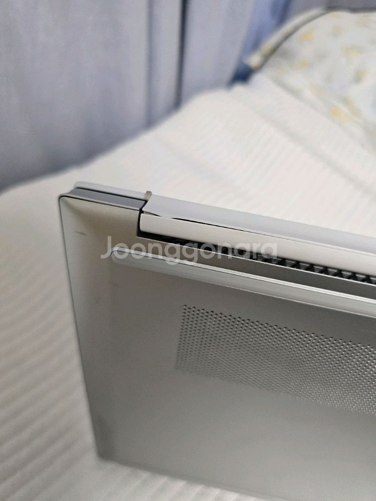 HP 파빌리온 5700U 15.6인치 노트북 팝니다--2
