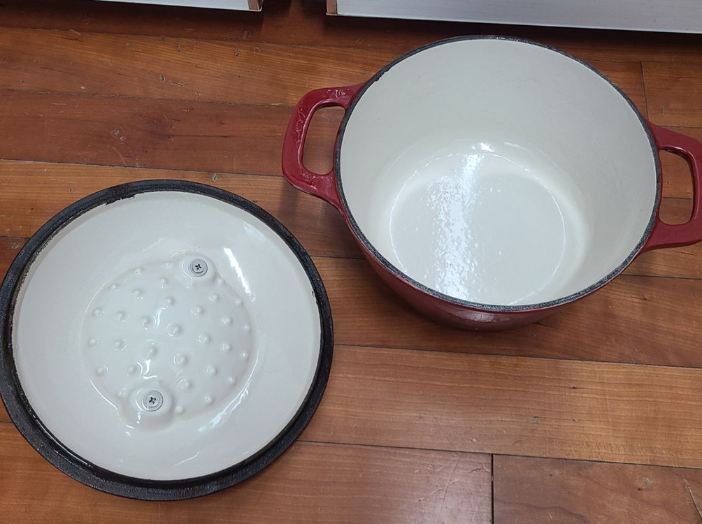 키친에이드 무쇠냄비 이미지