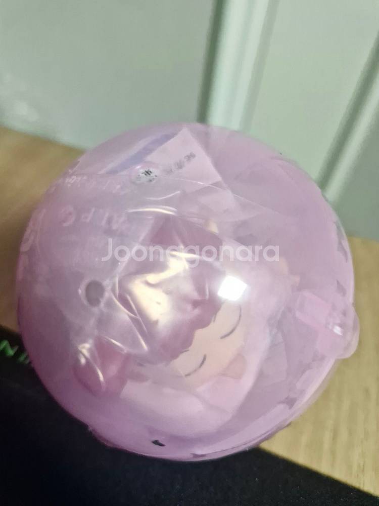 짱구 잠자는 친구들 가챠 유리 판매합니다--0