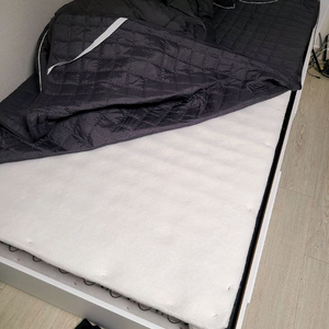 슈퍼싱글 매트리스만 나눔 합니다! 바로 가져가실분