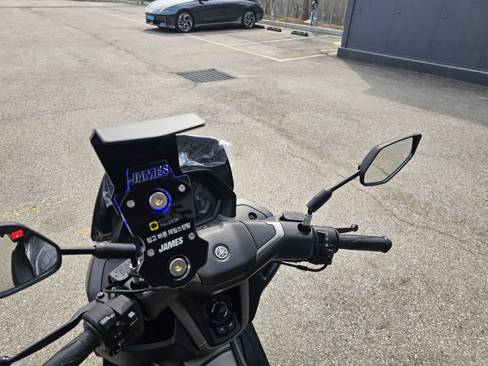 2025 야마하 NMAX125 배달 오토바이 이미지