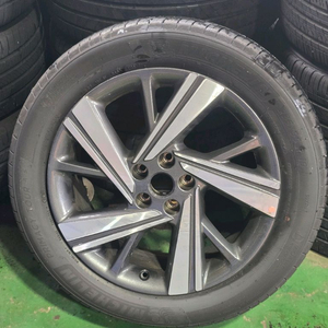 제네시스 GV70 스포츠 페리 19인치 타이어 휠