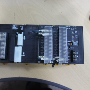 옴론 PLC CPU44H PD025 외 omron
