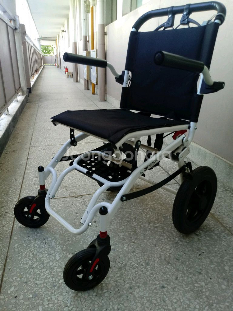 초경량 접이식 휠체어--0