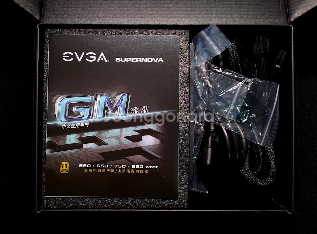 EVGA SuperNova 750 GM SFX 파워--1