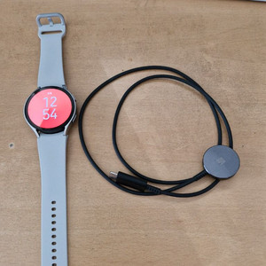 갤럭시 워치 6 LTE + 충전기