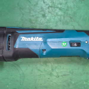 마끼다 18V속도조절 만능멀티컷터 DTM51 배터리포함