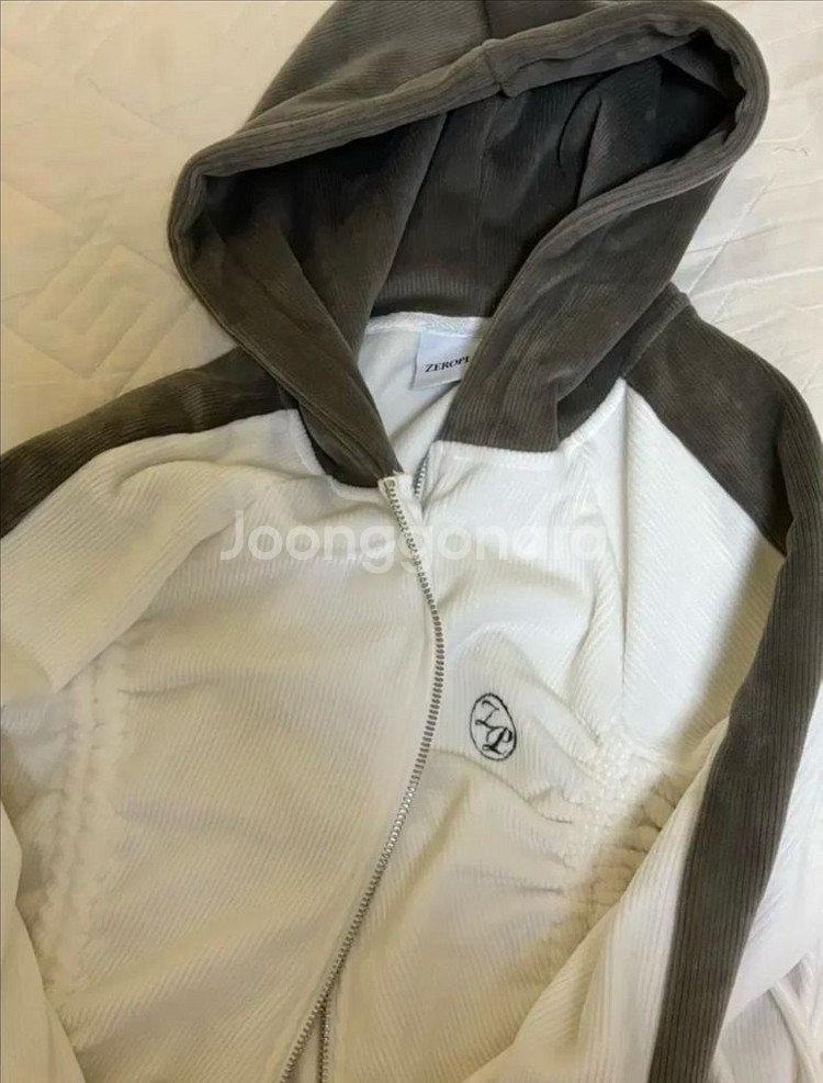 제로플래닛 벨벳 후드집업--2