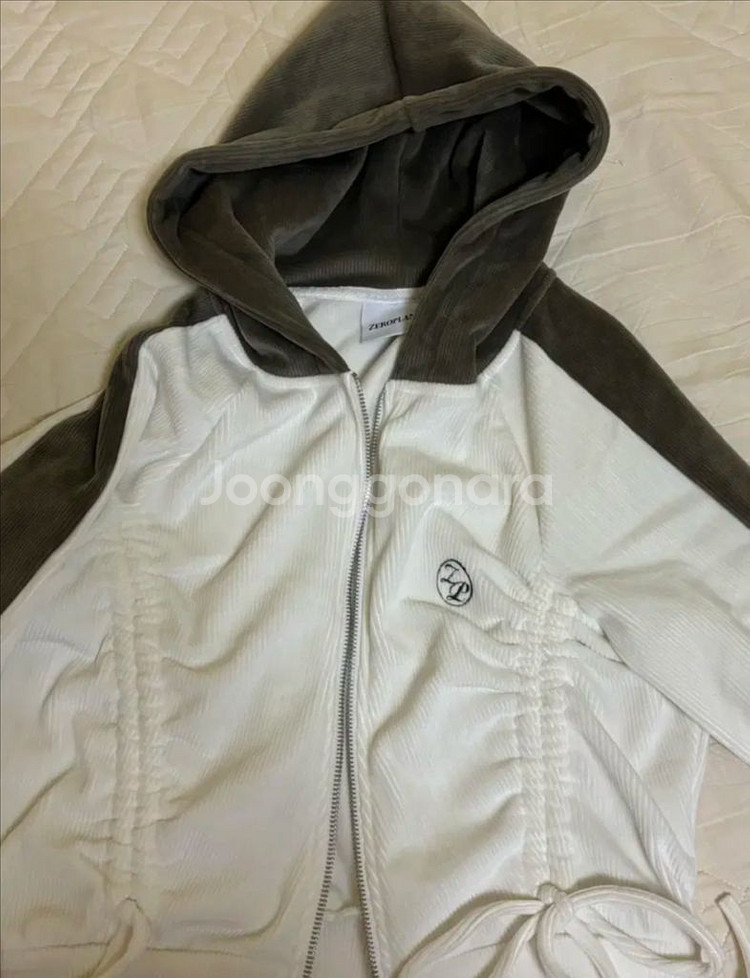 제로플래닛 벨벳 후드집업--3