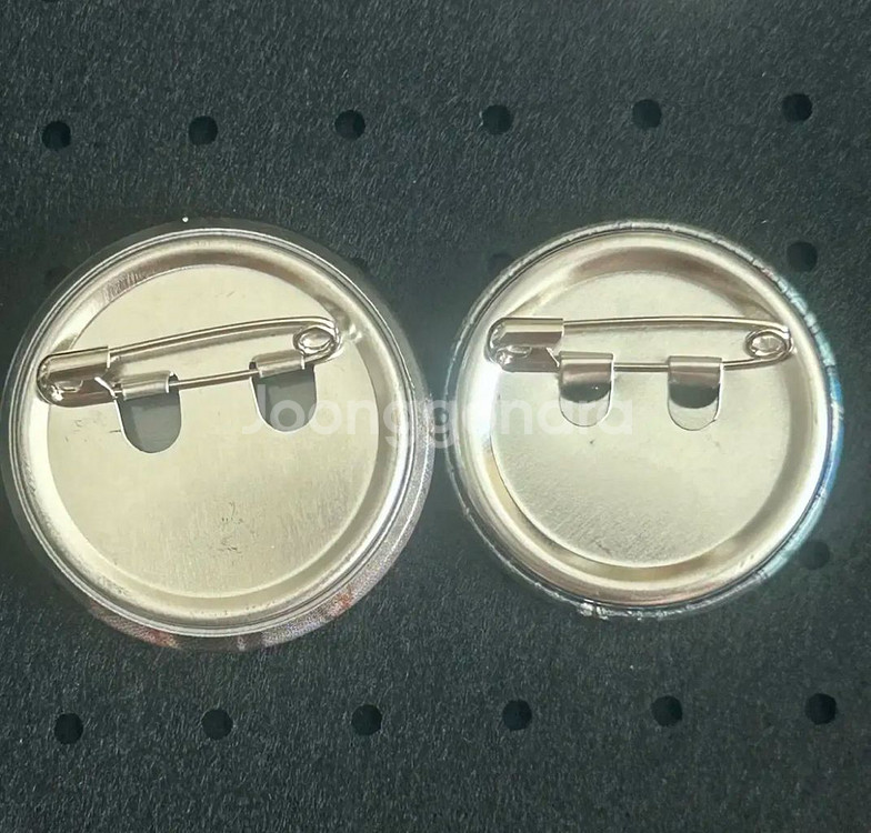 진격의거인 진격중학교 거인중학교 제일복권 쟝 캔뱃지--1