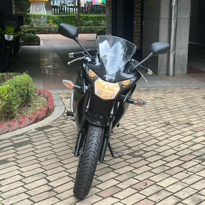 혼다 cbr125 2012년식 깔끔 블랙 차량 판매해요