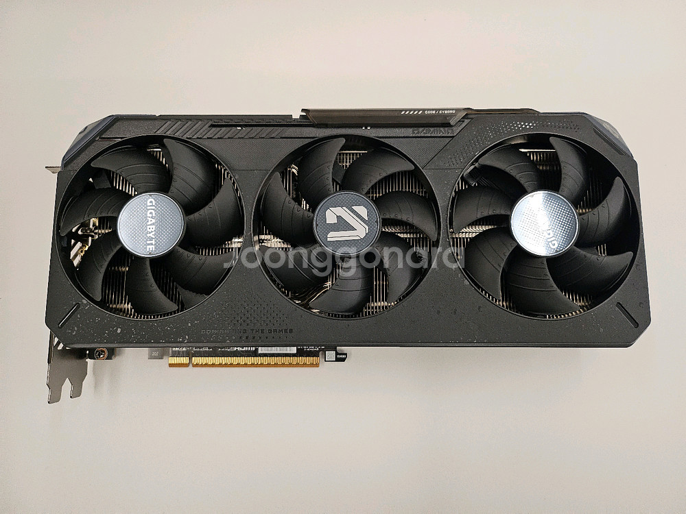 RX 9070XT 기가바이트 게이밍 OC--1