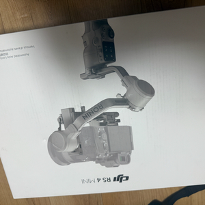 dji rs4 mini 판매합니다 추적모듈도 있어요.