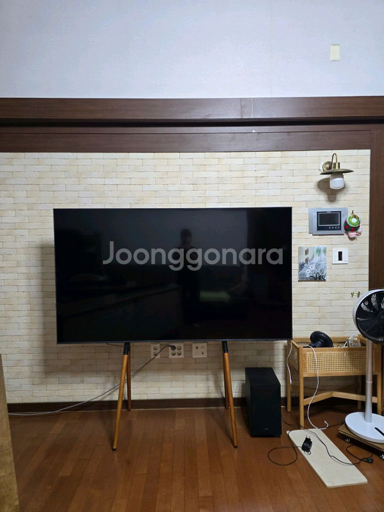 엣지월 티비 거치대--0