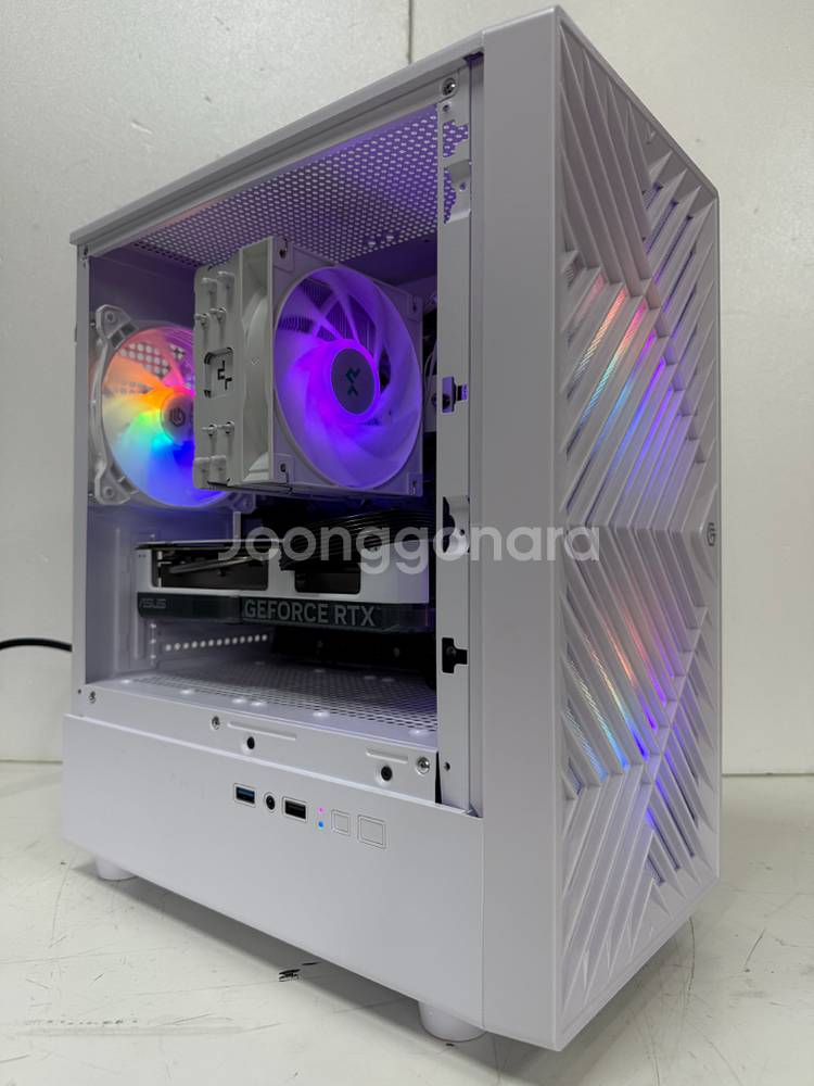 라이젠5600xt,4060,램32g,M.2 1T 컴퓨터--4