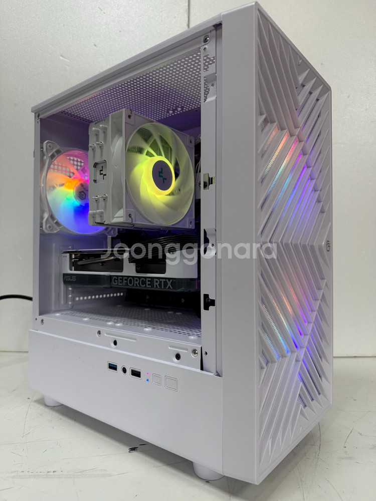 라이젠5600xt,4060,램32g,M.2 1T 컴퓨터--2