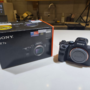 Sony A7M3 폴프레임 미러리스 팝니다.