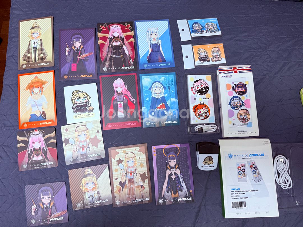 홀로라이브EN 굿즈(액자, 무선충전기, 보조배터리 등)--2