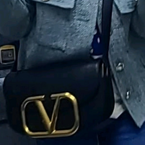 발렌티노 크로스백