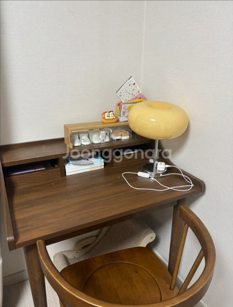 원목책상과의자--0