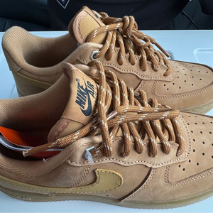 나이키 에어포스1 07 WB FZ7372 200