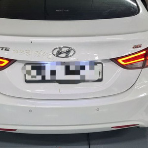 아반떼MD LED면발광 테일램프 팝니다