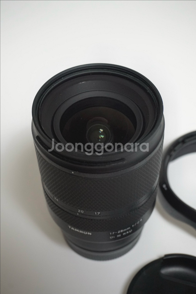 탐론 17-28mm F2.8 Di III RXD 소니--1