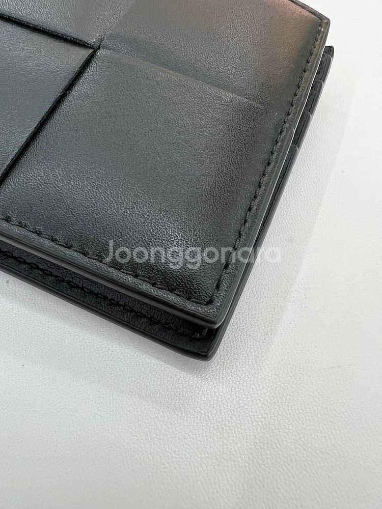 [럭스올 울산점]보테가베네타 맥시 인트레치아토 반지갑--8