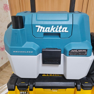 마끼다 무선 집진기