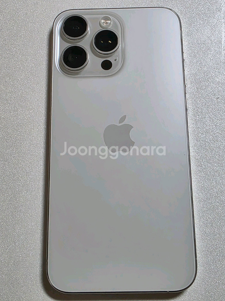 아이폰15 Pro Max 256GB 화이트티타늄--1