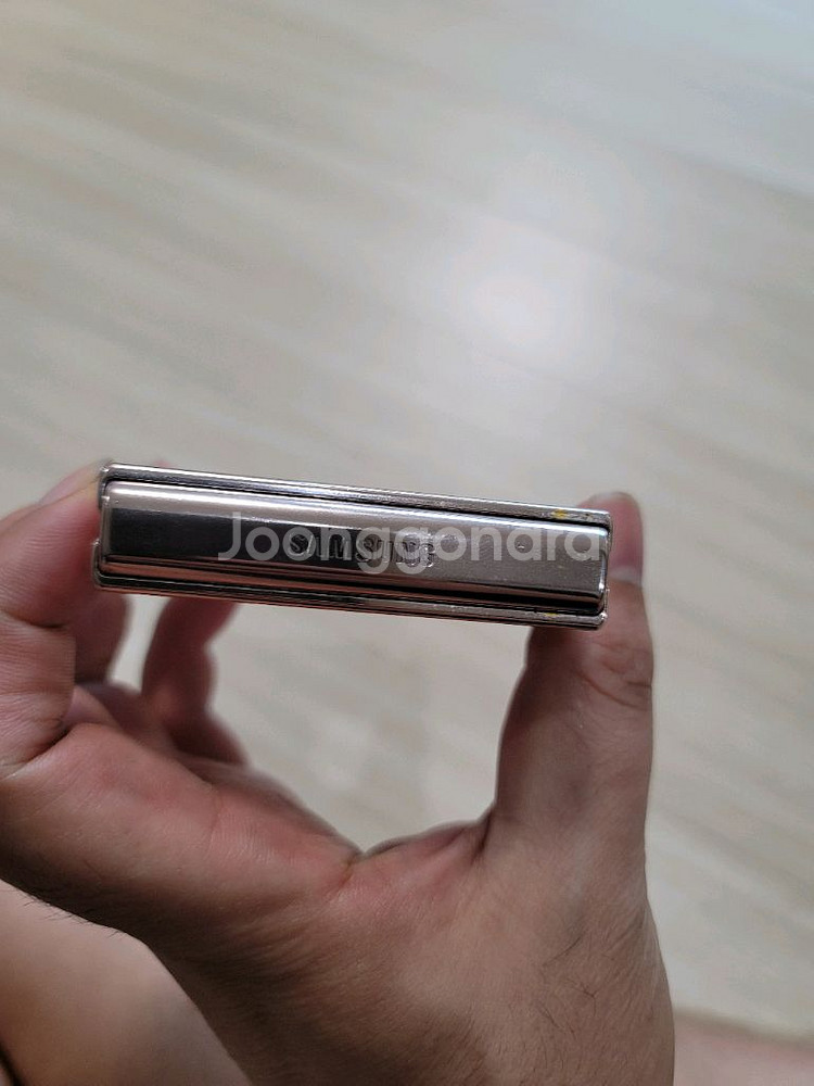 갤럭시 Z Flip4 512기가 택포175000원--4