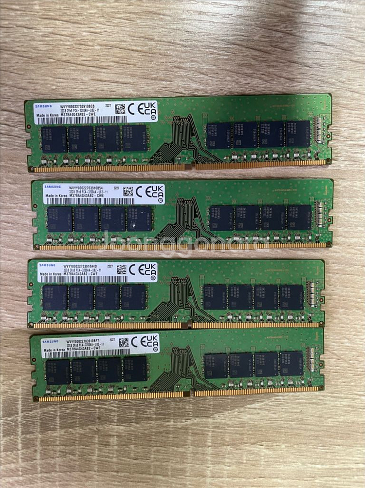 삼성 램 ddr4 3200 32gb 4개--0