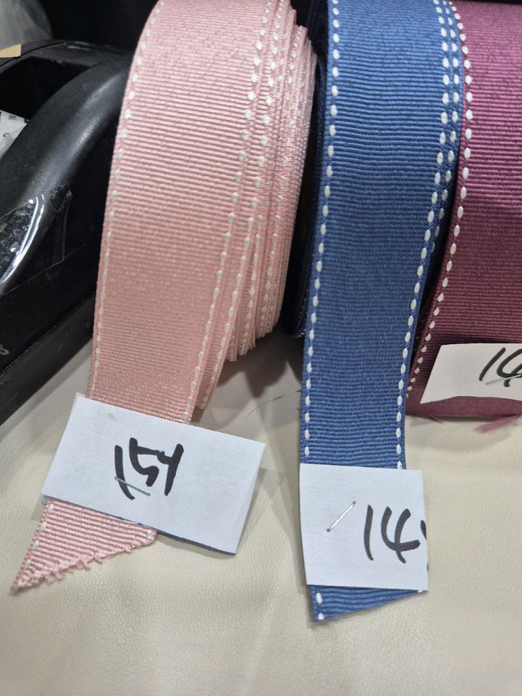 리본재료로 쓰는 스테치골직리본--1