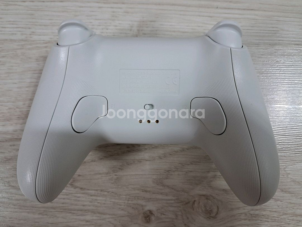 닌텐도 스위치 8bitdo 얼티메이트 컨트롤러--2
