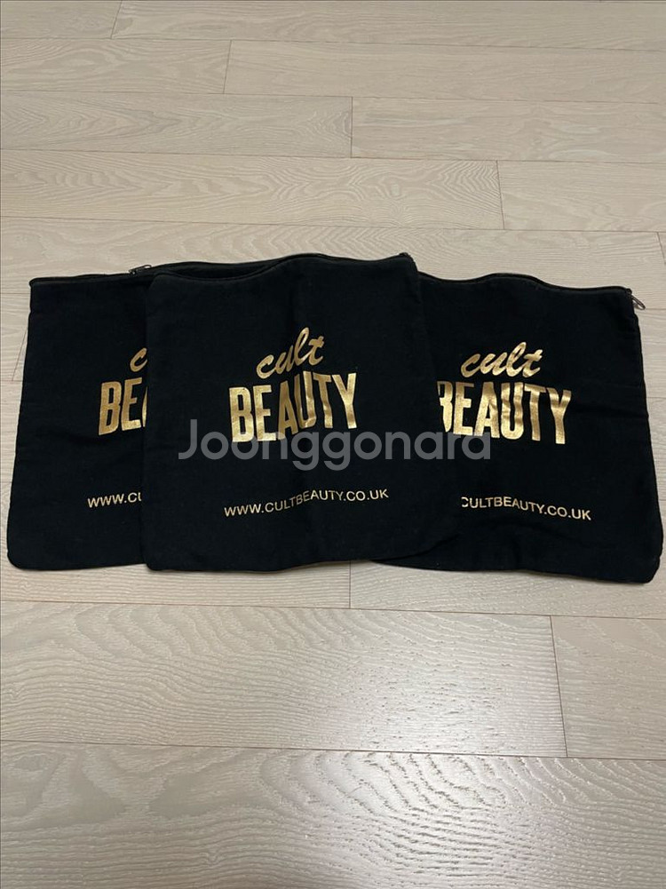 Cult Beauty 화장품 파우치 3--0