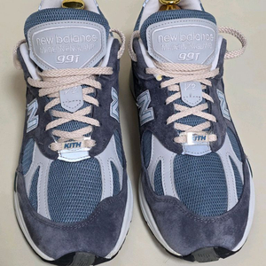 뉴발란스 x 키스 991v2