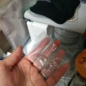 스와로브스키 자수정 크리스탈 드롭 귀걸이