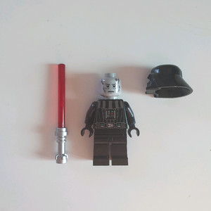 레고 10212 스타워즈 다스 베이더 피규어 팝니다