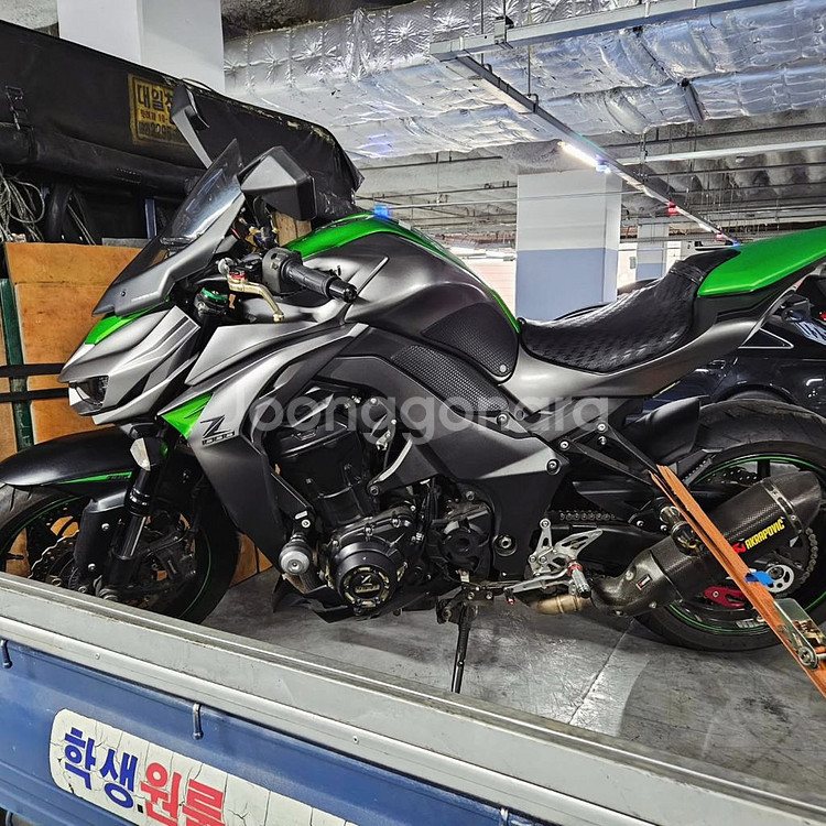 카와사키 Z1000 2016년식--2